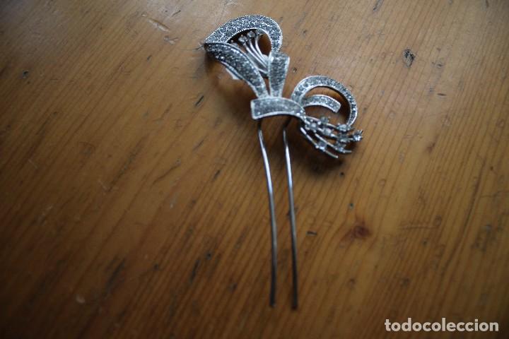 Schmuck: AGUJA DE NOVIA O MADRINAS MARCA LUCHI CABRERA SEVILLA  UNIDAD