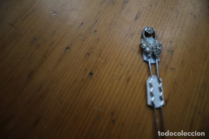 Schmuck: AGUJA PARA NOVIA O MADRINA MARCA LUCHI CABRERA SEVILLA UNIDAD