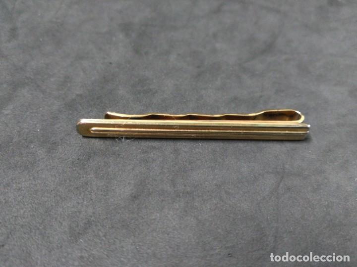 Joyeria: PASADOR DE CORBATA EN METAL DORADO - Foto 3