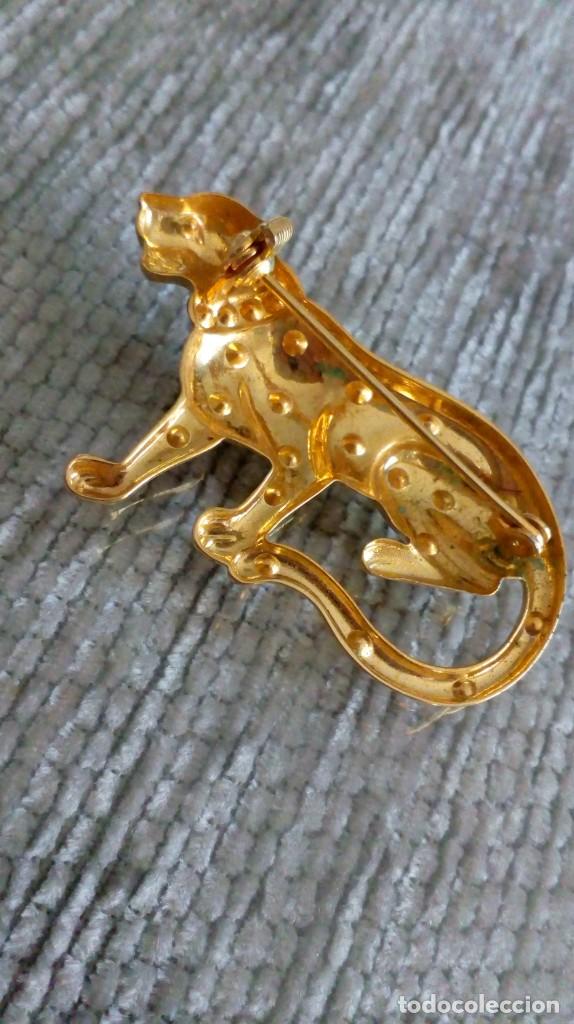Joyeria: Broche dorado de bisuter&iacute;a en forma de leopardo - Foto 4