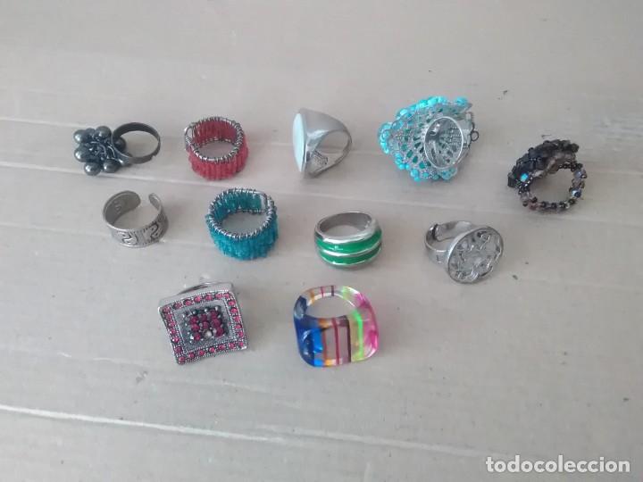 Joyeria: 10 anillos variados. 110 - Foto 1