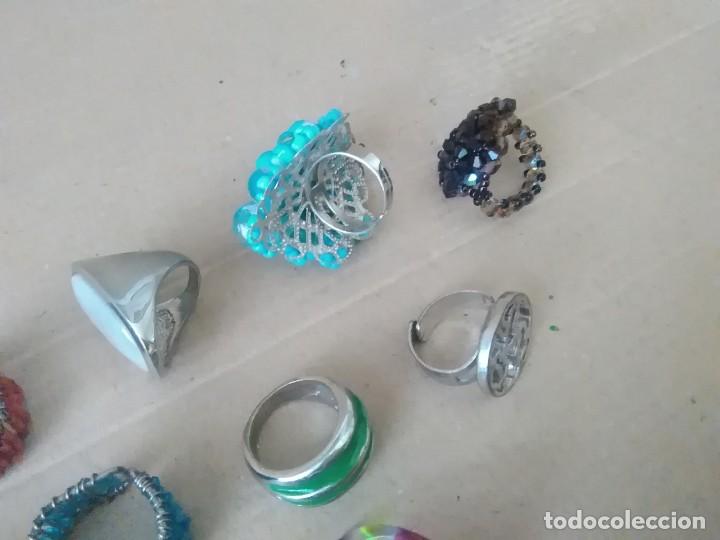 Joyeria: 10 anillos variados. 110 - Foto 6