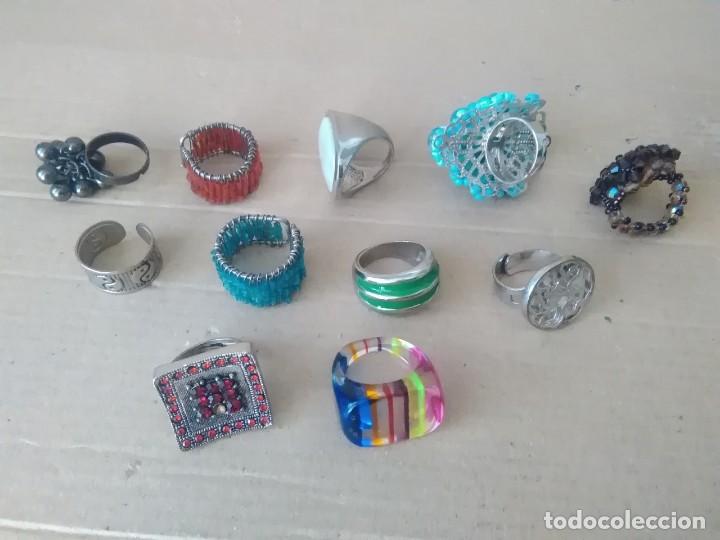 Joyeria: 10 anillos variados. 110 - Foto 8