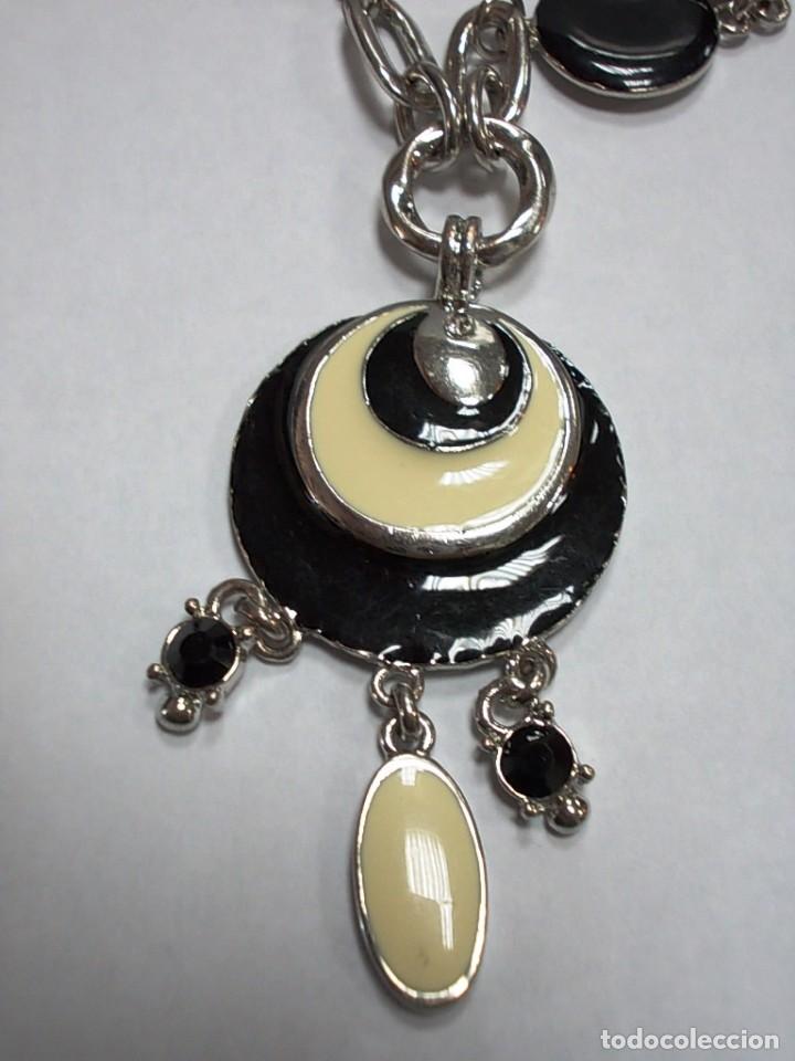 Joyeria: Collar plateado con colgantes esmaltados - Foto 2