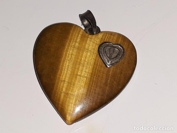 Joyeria: ANTIGUO COLGANTE DE CORAZON PIEDRA OJO DE TIGRE Y PLATA