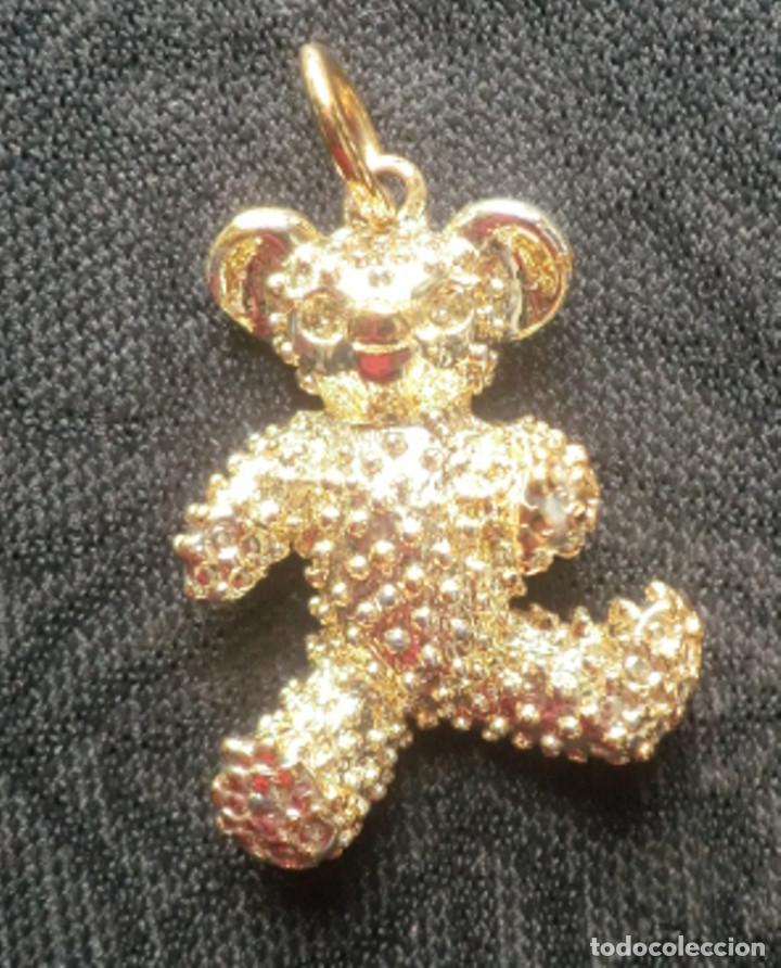 Joyeria: Colgante en forma de oso, chapado oro, nuevo