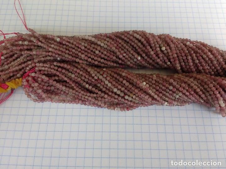 Schmuck: TIRAS DE RUBELITA.