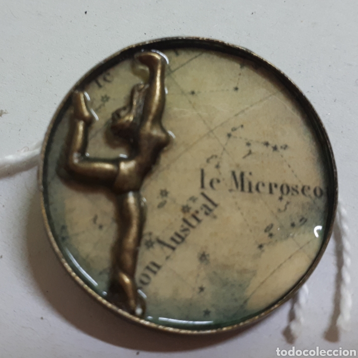 Schmuck: Broche artesanal resina metal Colecci&oacute;n Constelaci&oacute;n modelo Oya de Janil