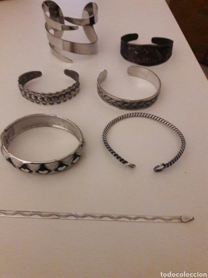 Joyeria: Lote 6 pulseras y un brazalete. - Foto 2
