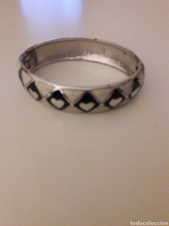 Joyeria: Lote 6 pulseras y un brazalete. - Foto 3