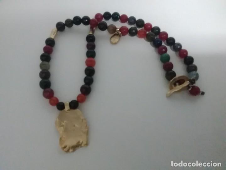 Joalharia: Collar piedras facetadas y metal dorado