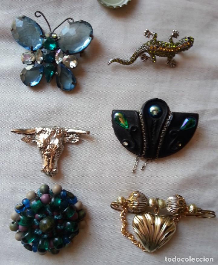Joalharia: Broches, imperdibles. 6 unidades diferentes. Buen estado general.