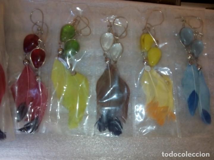 Joyeria: Lote 5 pares de pendientes de pluma india - Foto 3