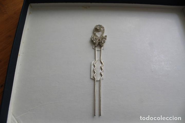Schmuck: AGUJA DORADA PARA NOVIA O MADRINA MARCA LUCHI CABRERA SEVILLA