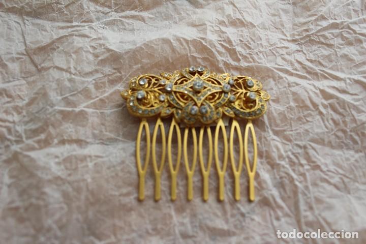 Joaillerie: PEINECILLO PARA NOVIA O MADRINA MARCA LUCHI CABRERA SEVILLA