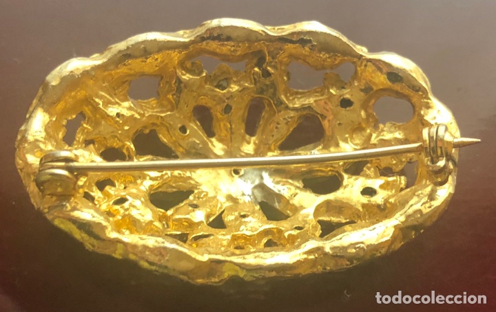 Joyeria: Broche dorado en bronce y pedrer&iacute;a - Foto 4