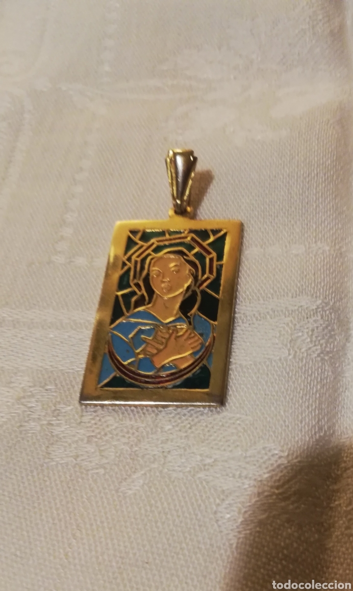 Joyeria: Medalla dorada pintada - Foto 4