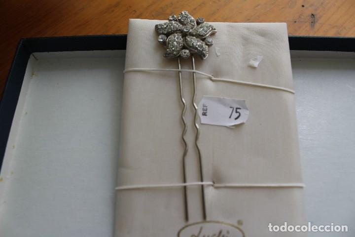 Joaillerie: AGUJA DORADA PARA NOVIA O MADRINA MARCA LUCHI CABRERA SEVILLA