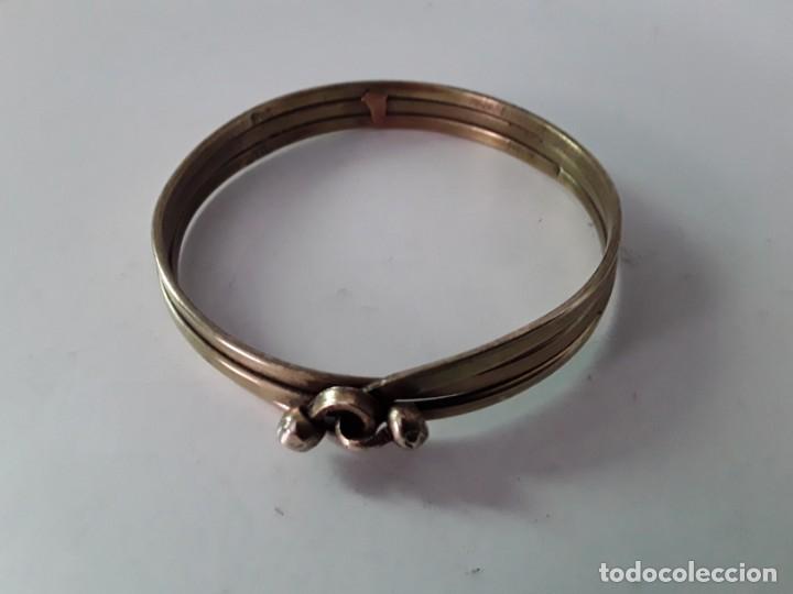 Joyeria: Pulsera de metal dorado, r&iacute;gida - Foto 1