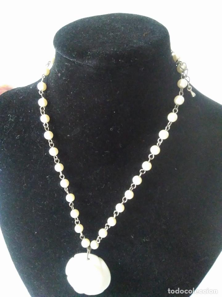 Joyeria: 54-COLLAR ANTIGUO FLOR DE CORAL BLANCO Y PERLITAS - Foto 2