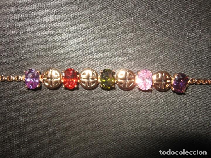 Joyeria: Pulsera dorada con circonios de colores, estilo oriental. - Foto 5