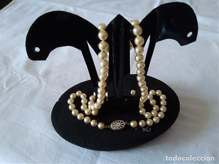 Joalharia: 39-COLLAR DE PERLA, BROCHE DE PLATA Y CIERRE DE SEGURIDAD