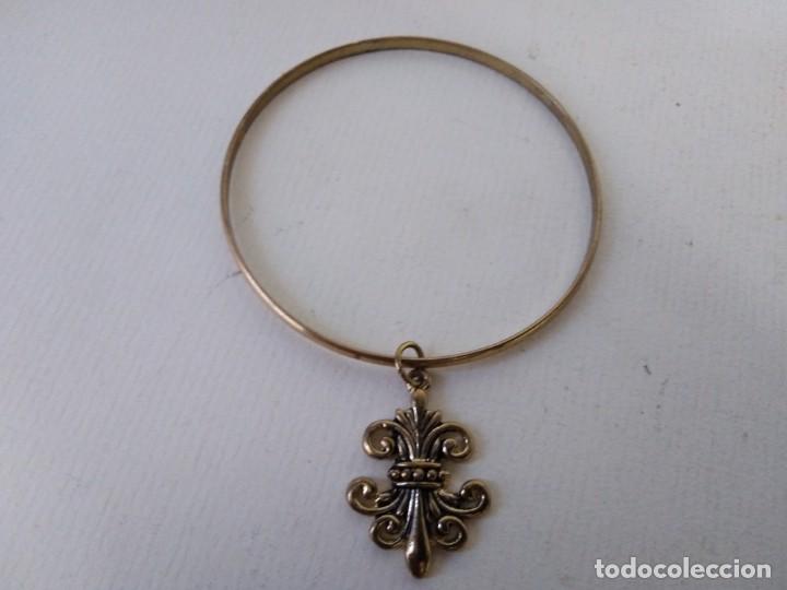Joyeria: 3 pulseras doradas con colgantes - Foto 5