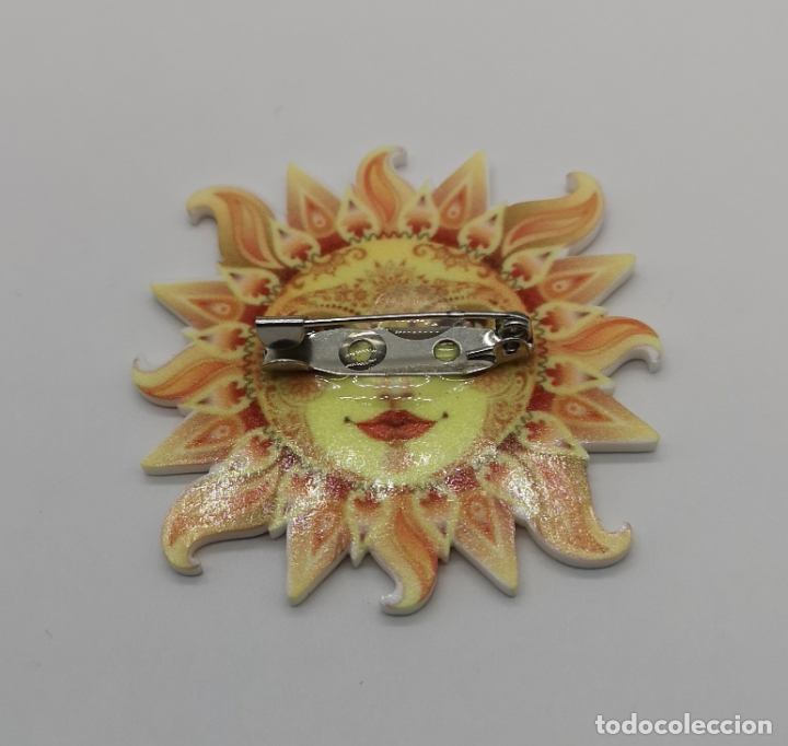 Joyeria: Original broche con forma de sol de estilo modernista en acr&iacute;lico . - Foto 5