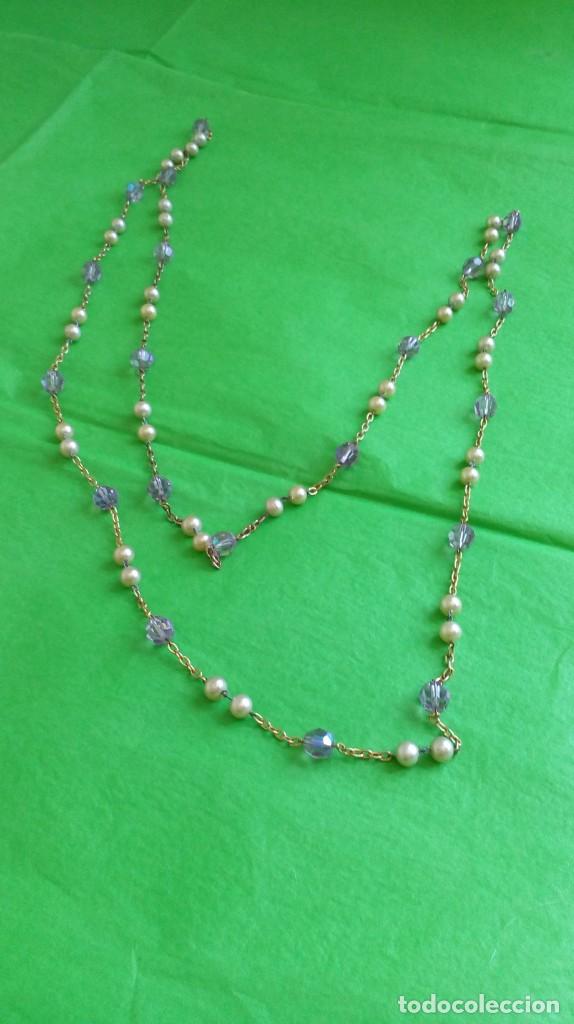 Joyeria: LOTE DE COLLAR, 3 PARES DE PENDIENTES Y BROCHE - Foto 3