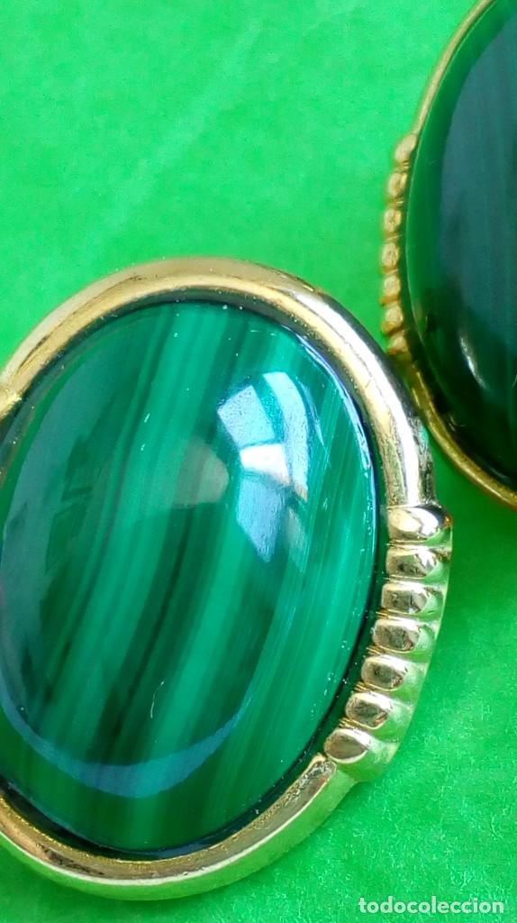 Joyeria: LOTE DE COLLAR, 3 PARES DE PENDIENTES Y BROCHE - Foto 12