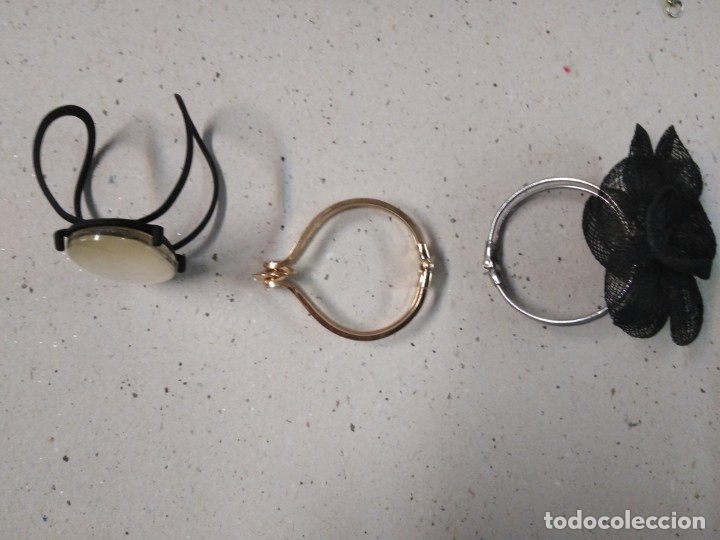 Joyeria: 5 collares. 3.pulseras. 2anillos. 2 pendientes 153 - Foto 4