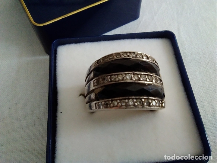 Joyeria: 76-ANILLO MACIZO, PLATA DE LEY 925 , ONIX Y MARQUESITAS - Foto 1