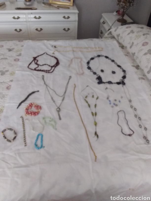 Joyeria: Restos de bisuter&iacute;a - Foto 1
