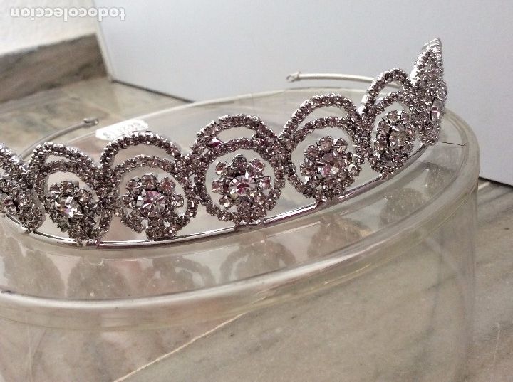 Joaillerie: TIARA DE NOVIA MARCA LUCHI CABRERA SEVILLA