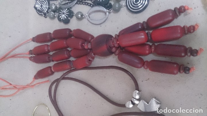 Joyeria: 8 collares 6 pulseras 3 pendientes 171 - Foto 10