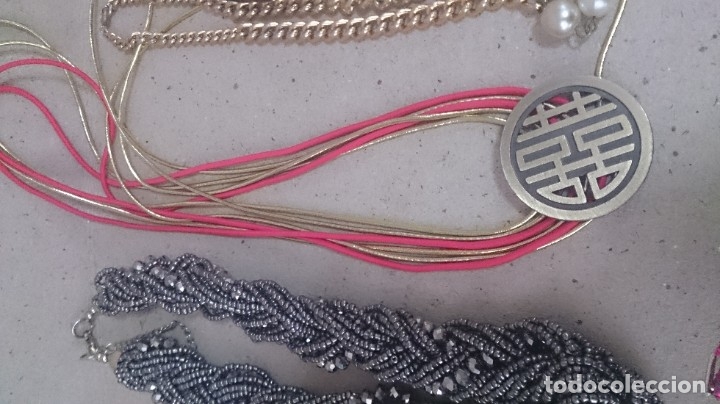 Joyeria: 8 collares 6 pulseras 3 pendientes 171 - Foto 13
