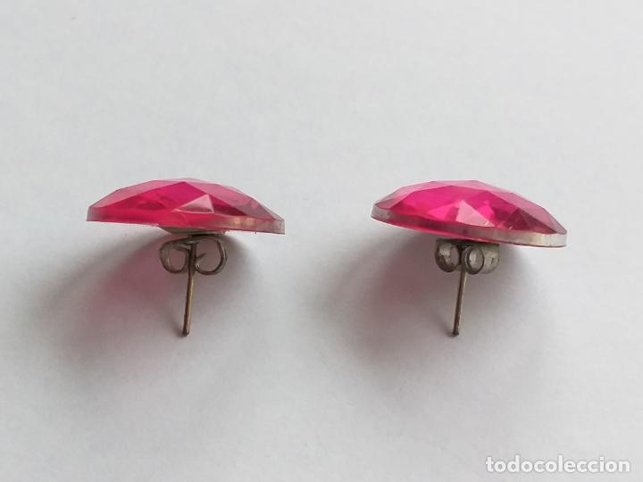 Joyeria: Pendientes vintage. Redondos. pl&aacute;stico. Rosa. - Foto 2