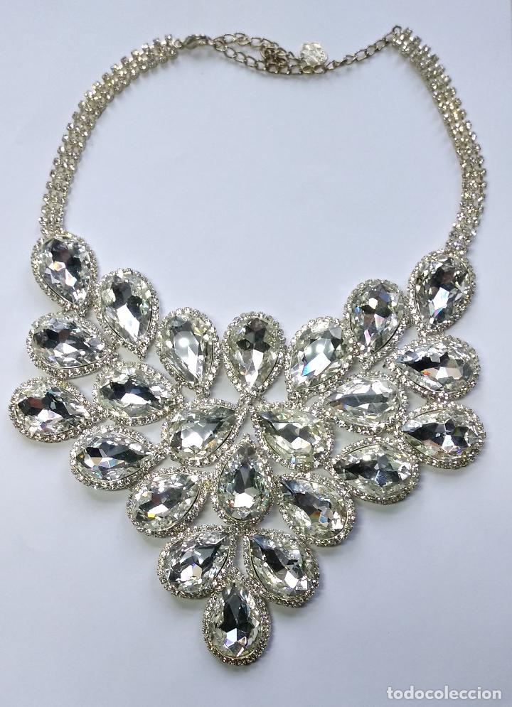 Joyeria: COLLAR DE CRISTALES.