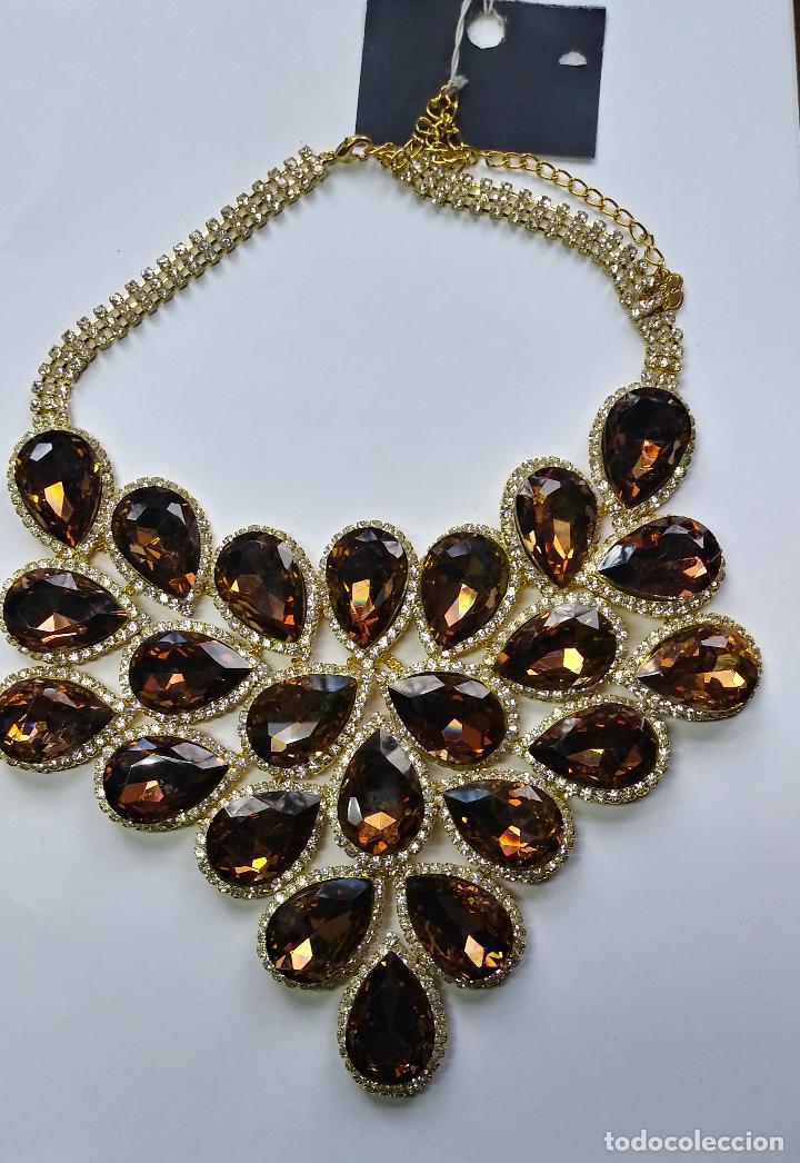 Schmuck: COLLAR DE CRISTALES.