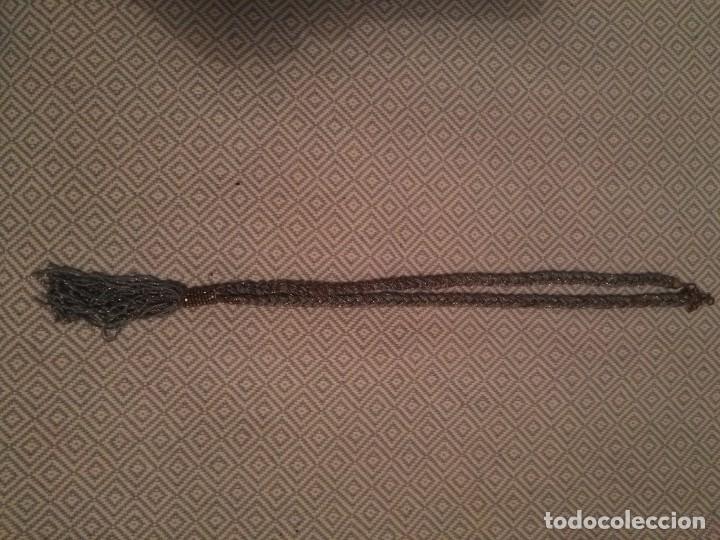 Gioielleria: Colgante de cadena. met&aacute;lico con adorno textil
