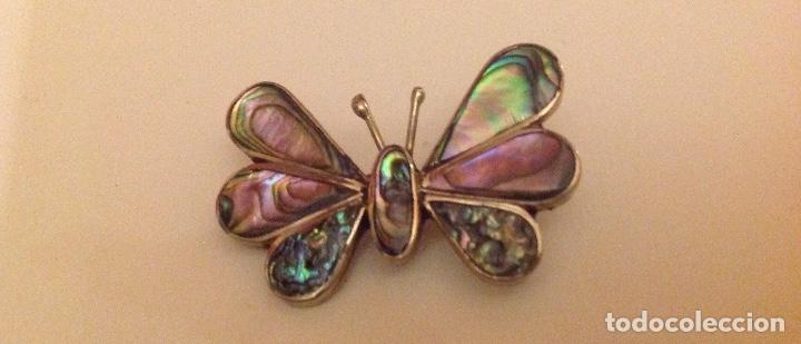 Joyeria: BROCHE VINTAGE. MADREPERLA Y N&Aacute;CAR. - Foto 2