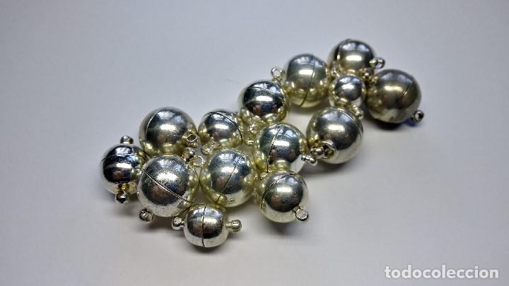 Joaillerie: LIQUIDACI&Oacute;N CIERRES DE METAL.