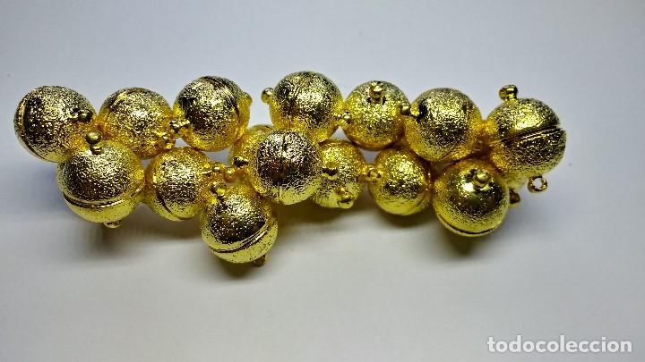 Joalharia: LIQUIDACI&Oacute;N CIERRES DE METAL.