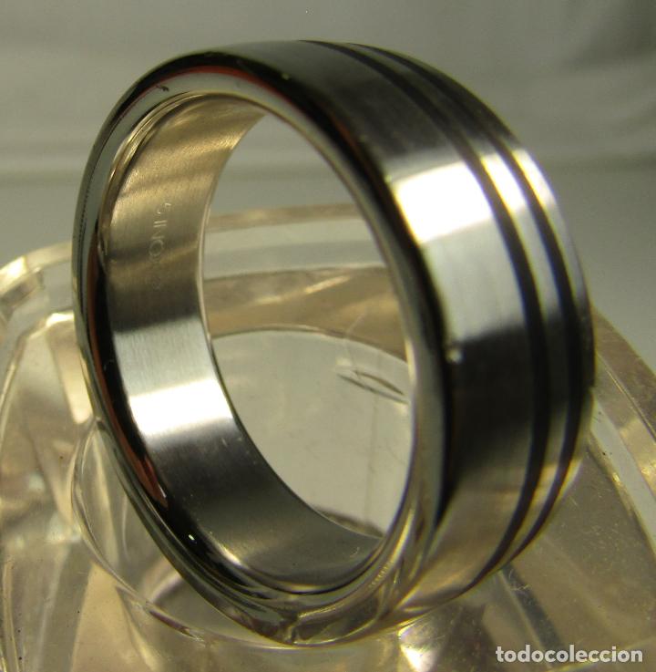 Joyeria: ALIANZA EN ACERO CON 2 HENDIDURAS EN NEGRO - Foto 2