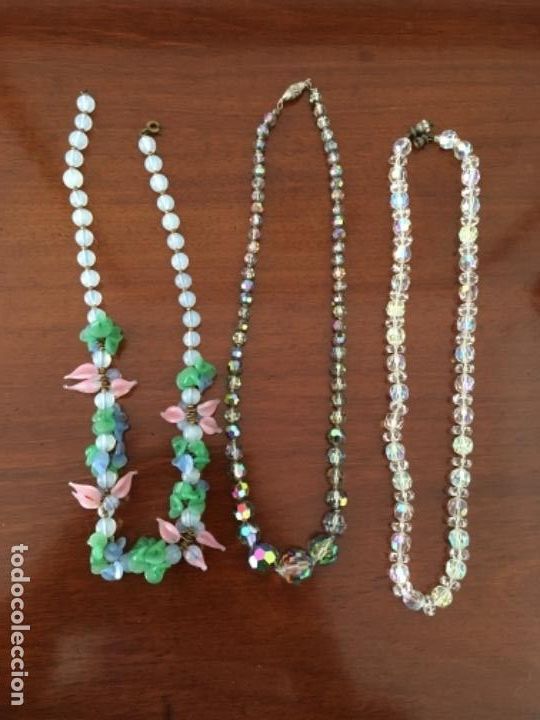 Joyeria: LOTE DE CINCO COLLARES DE FANTAS&Iacute;A - Foto 3