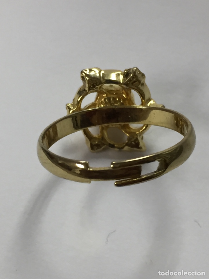 Joyeria: Sortija de bisuter&iacute;a con perla central - Foto 4