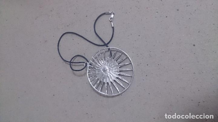 Joyeria: Colgante con cord&oacute;n y cierre de plata 925 - Foto 3