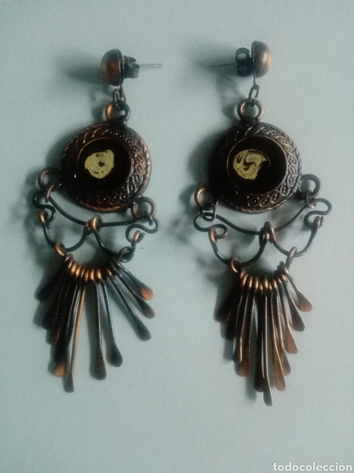 Joaillerie: Pendientes largos a&ntilde;os 90