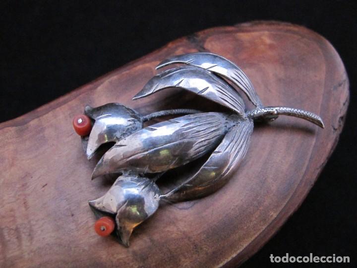 Joyeria: Antiguo broche de plata y coral - Foto 1