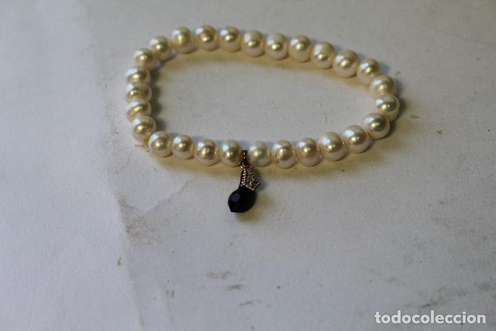 Joyeria: pulsera de perlas de agua con plata y azabache - Foto 2